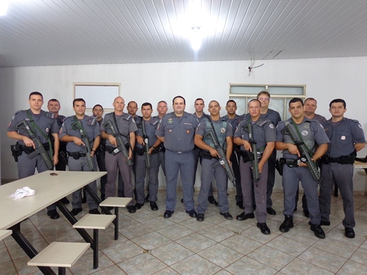 Polícia Militar da região treina equipes de elite para ações com fuzil 