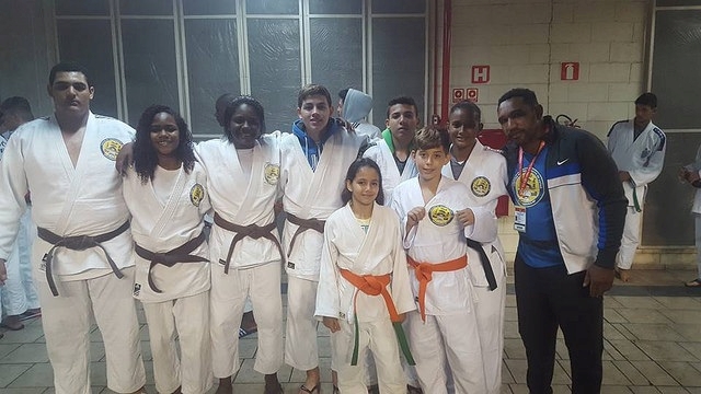 Judocas garantem vaga no Sul Brasileiro