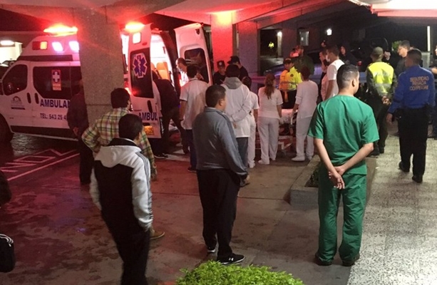 LUTO MUNDIAL: avião do Chapecoense cai na Colombia com time e jornalistas a bordo