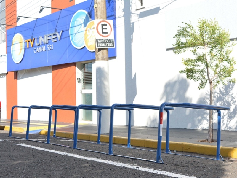 Campus Centro da UNIFEV ganha bicicletário