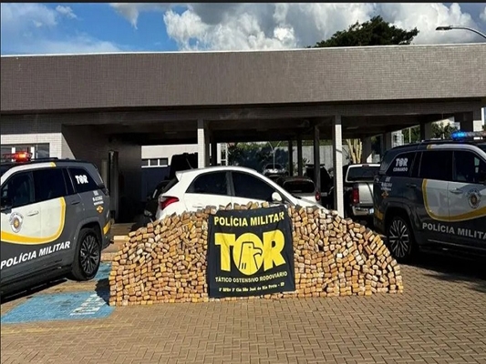 Motorista preso com 673 kg de maconha em Nhandeara