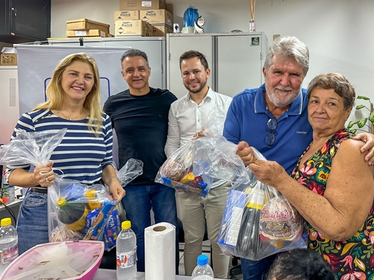 Prefeitura de Votuporanga Celebra Solidariedade com Café Natalino