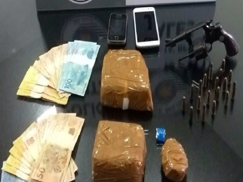 Polícia Militar prende traficante que entregava droga em Jales