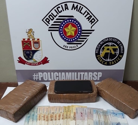 Carro de SP estava com 3,5 kg de cocaína em Votuporanga