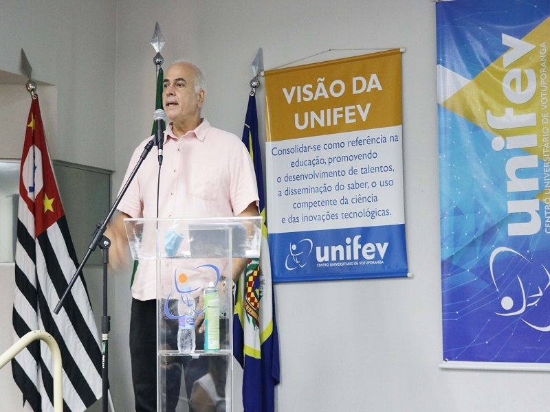 UNIFEV investe R$ 10 milhões em bolsas 