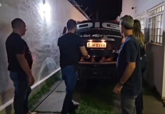 DIG prende padrasto e enteado por assassinato 