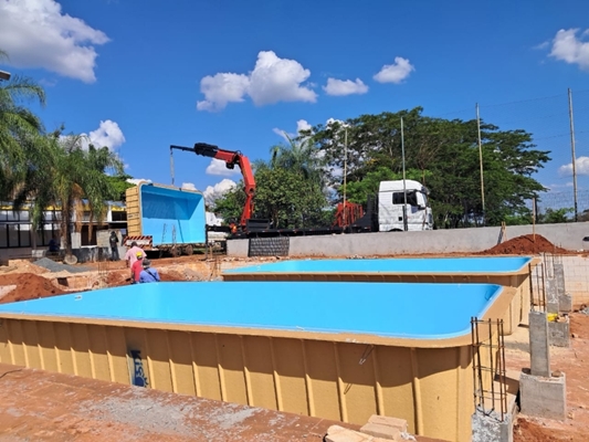 Prefeitura inicia 2ª instalação de piscinas no CSU