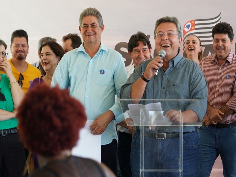Carlão Pignatari participa de inaugurações na região