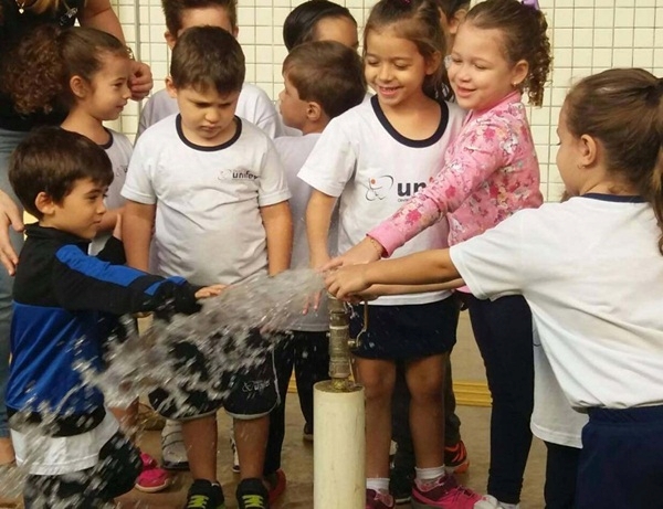 Colégio Unifev comemora Dia Mundial da Água