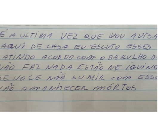 Mulher recebe bilhete com ameaças a animais 