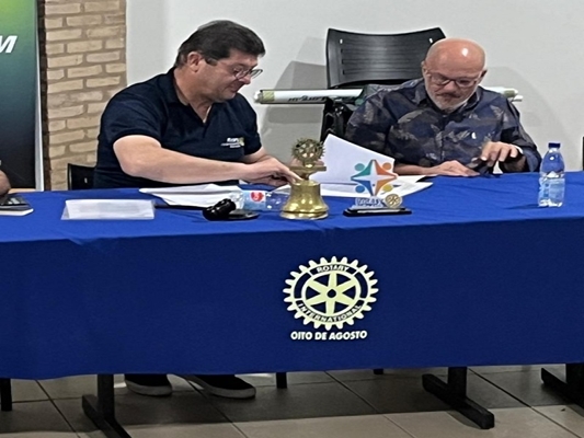 Saev e Rotary Club 8 de Agosto dão continuidade a projeto de compostagem