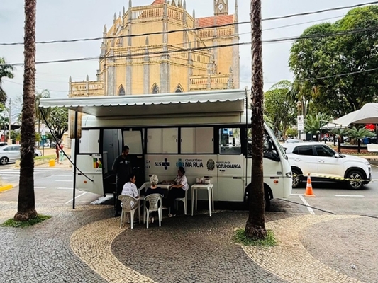  Saúde leva vacinação à Concha Acústica junto com CDHU Móvel