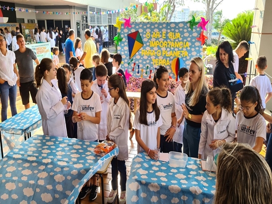 Colégio Unifev faz Feira das Ciências na Cidade Universitária