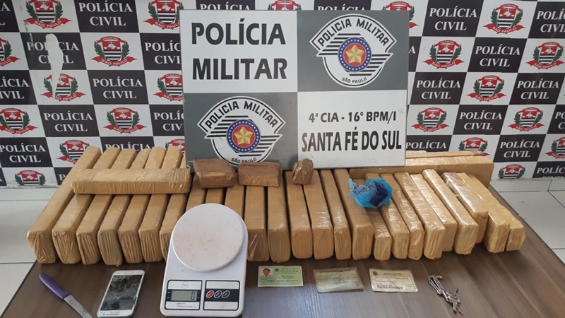 Polícia Militar de Santa Fé do Sul pega 31 kg de maconha