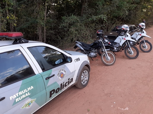 Polícia Ambiental recupera moto furtada 