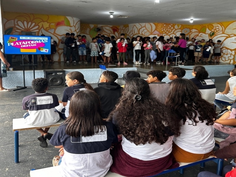 Integração do CEM Neyde Tonanni Marão” e Escola Esmeralda 