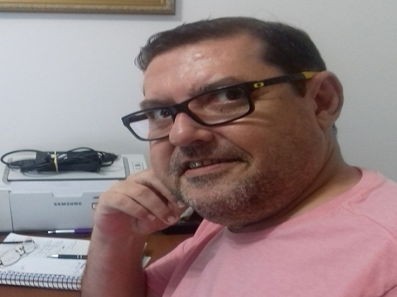 Morre o jornalista Paulo Torres