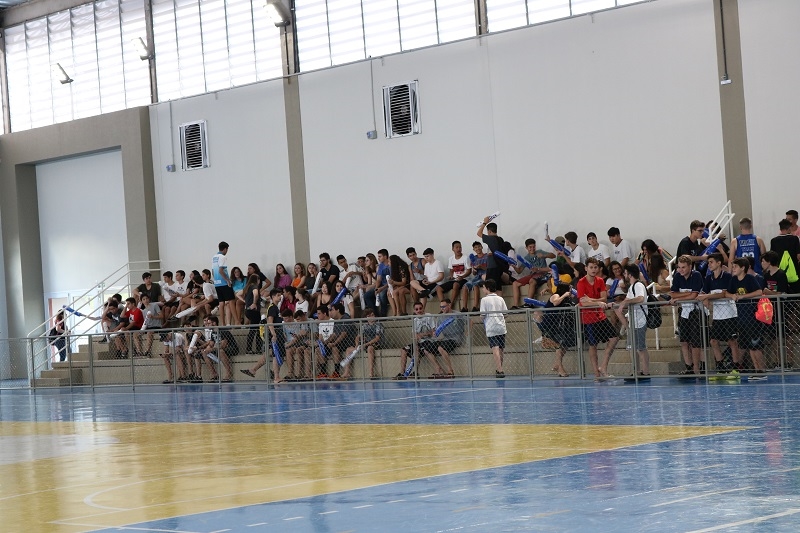 COLÉGIO UNIFEV faz campeonato de futsal