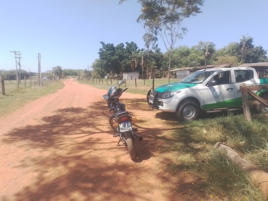 Polícia Ambiental apreende moto adulterada em estrada 