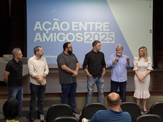 Carro e moto 0 km serão sorteados em Ação Entre Amigos