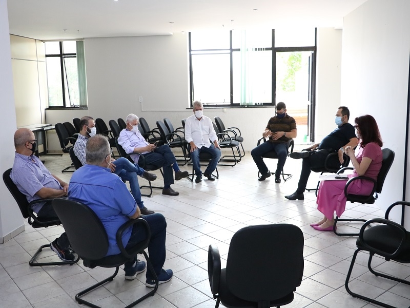 Jorge Seba se reúne com diretores da ACV