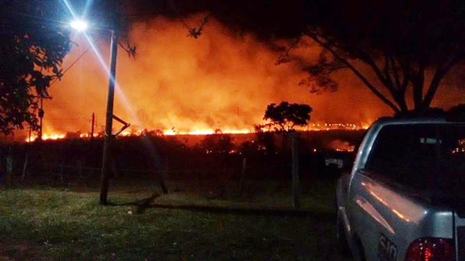 Incêndio em Valentim Gentil mobiliza Bombeiros e Defesa Civil por 9 horas