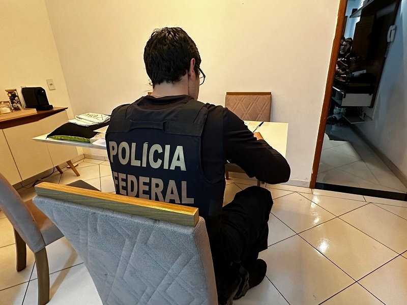 Polícia Federal faz operação contra fraudes na Caixa Federal