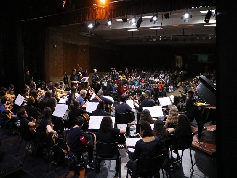 Escola Municipal de Artes faz audições de encerramento do semestre