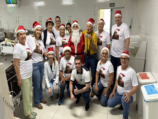 Aprevo promove ação de Natal e leva emoção aos pacientes