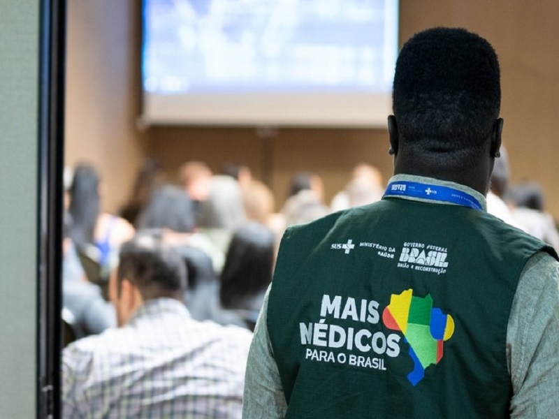 MAIS MÉDICOS -São Paulo recebe 448 profissionais