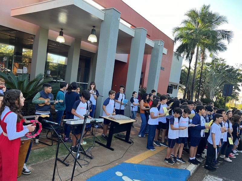 Projeto Literarte com os alunos do Colégio Unifev 