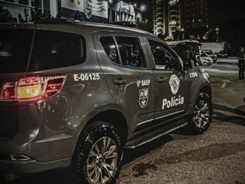 Polícia Militar faz simulado de roubo 
