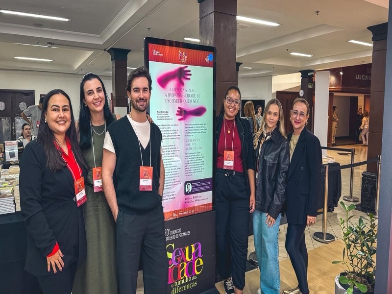 Docentes e alunas da Psicologia da Unifev participam de congresso