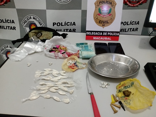 Polícia Civil prende 4 traficantes em Macaubal