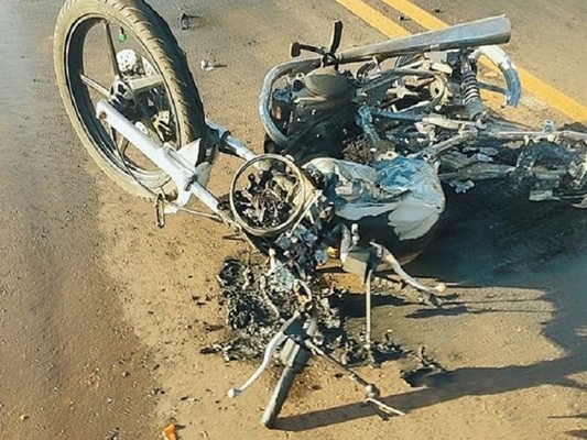 Jovem de 22 anos morre em acidente de moto 