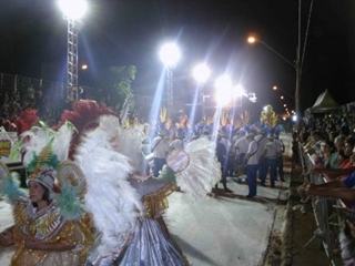 Desfile de Carnaval em Votuporanga